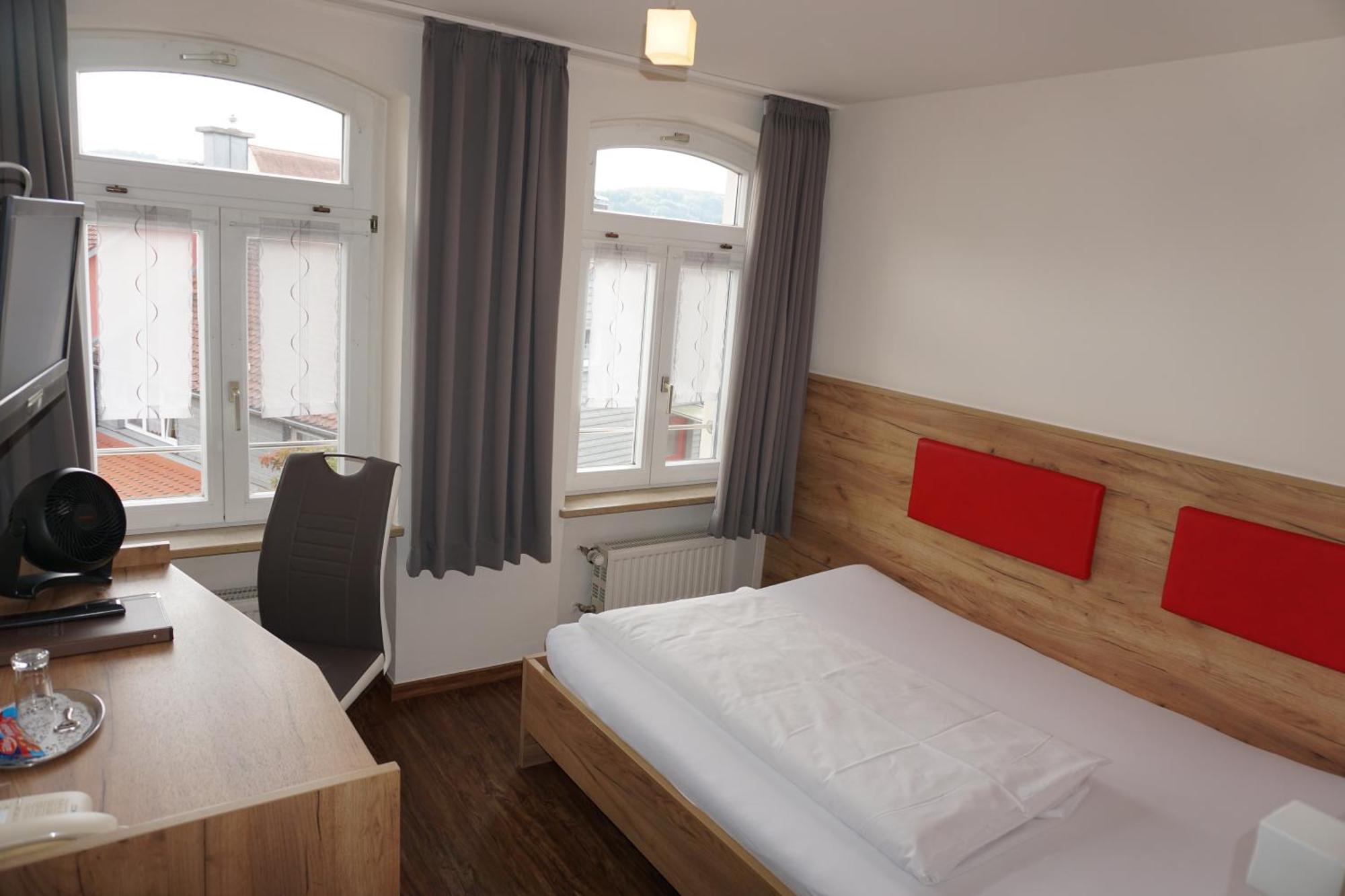 Gasthof Zum Goldenen Lamm Wettelsheim Εξωτερικό φωτογραφία