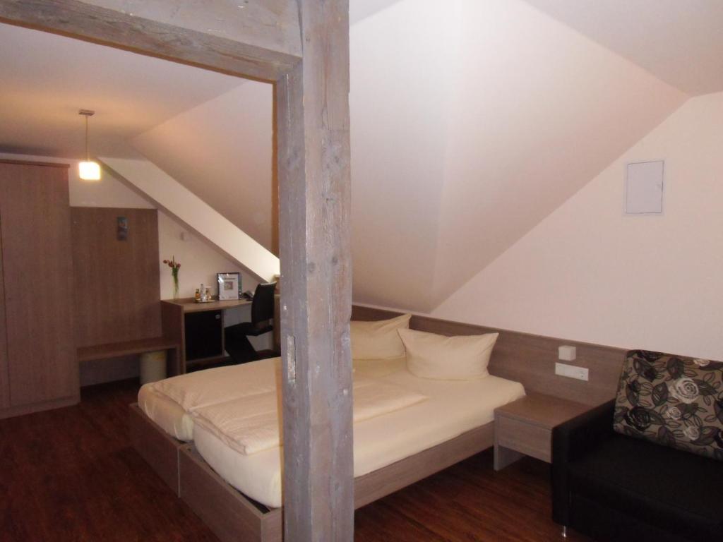 Gasthof Zum Goldenen Lamm Wettelsheim Δωμάτιο φωτογραφία